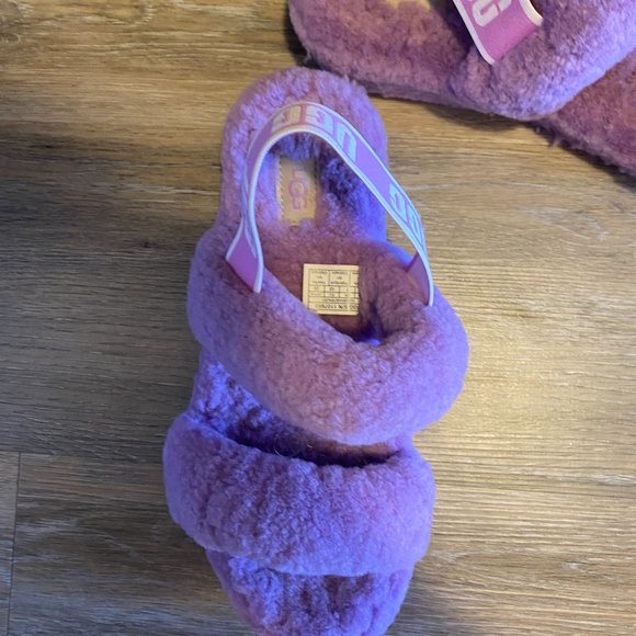 Ugg Oh Yeah slides - Picture 2 of 7